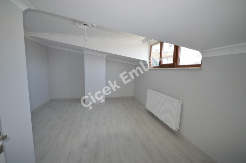 Alibeyköy Çırçır’da Otoparklı Bina’da 3+1 Yüksek Tavan Sıfır Satılık Dubleks 