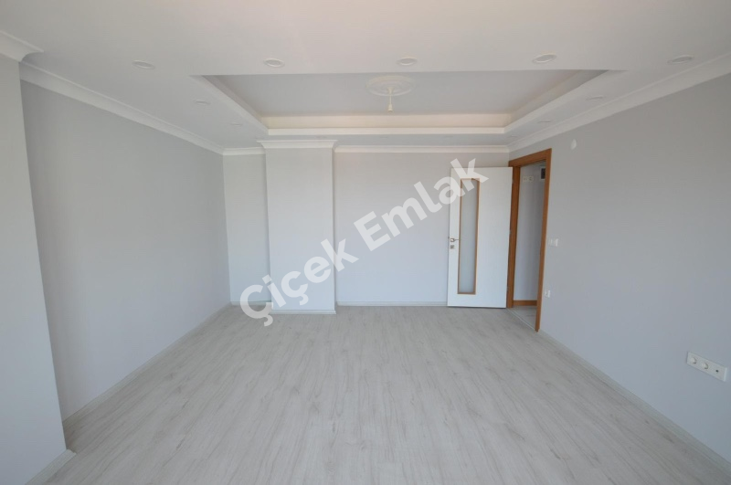 Alibeyköy Çırçır’da Otoparklı Bina’da 3+1 Yüksek Tavan Sıfır Satılık Dubleks 