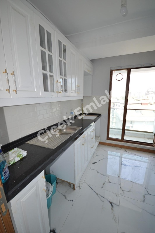 Alibeyköy Çırçır’da Otoparklı Bina’da 3+1 Yüksek Tavan Sıfır Satılık Dubleks 