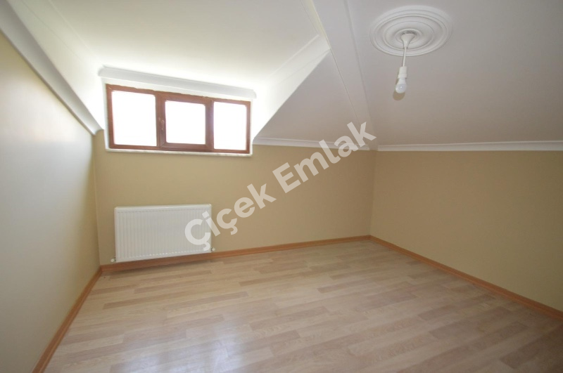 Alibeyköy Çırçır’da Otoparklı 5+1 Lüks Satılık Dubleks