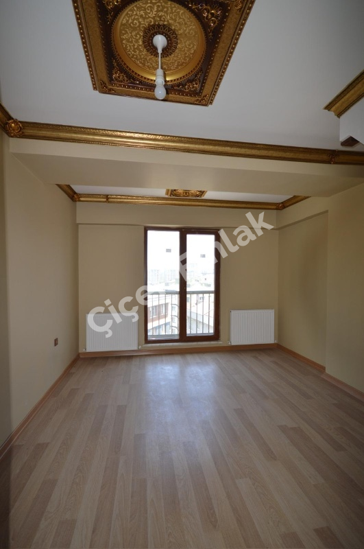 Alibeyköy Çırçır’da Otoparklı 5+1 Lüks Satılık Dubleks