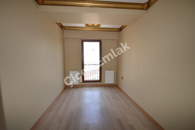 Alibeyköy Çırçır’da Otoparklı 5+1 Lüks Satılık Dubleks