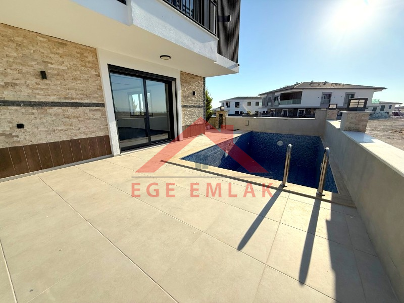 Didim'de Tam Müstakil Satılık Villa