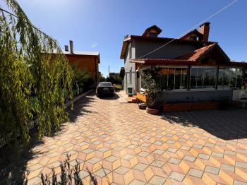 Güvenay - Çorum  Kılıçören'de Doğayla İç İçe, Eksiksiz ve Masrafsız Tam Donanımlı Bağ Evi!