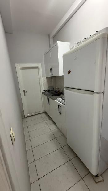 Güvenay - Çorum Galericiler Sitesi'nde Eşyaları İle Hazır Kurulu Kiralık Dükkan 