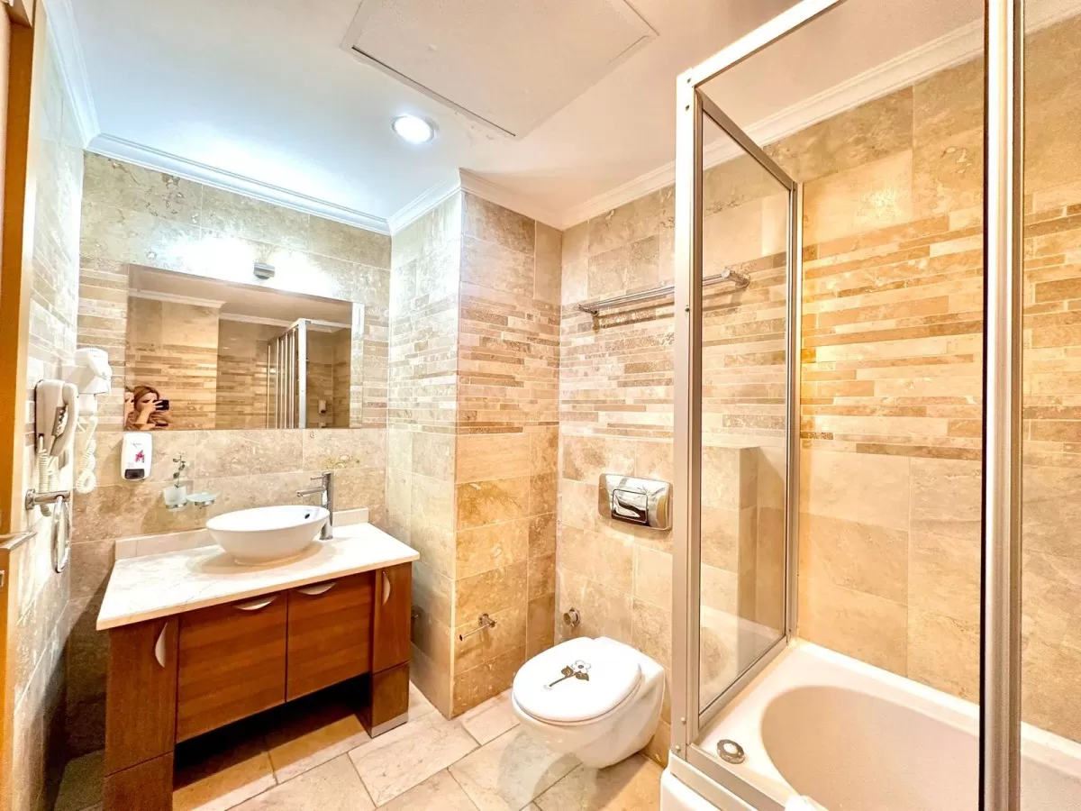 Luxuswohnung im Gold City Komplex