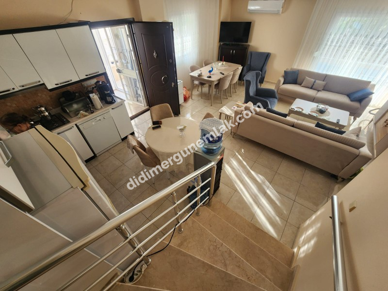 EFELER MAHALLESİ'NDE HAVUZLU 3+1 GENİŞ SATILIK VİLLA