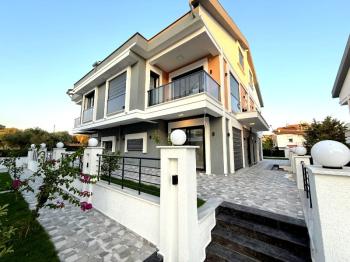 Didim Mersindere’de Denize Yürüme Mesafesinde Satılık Villa