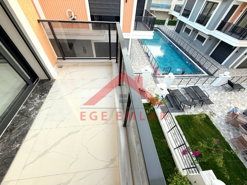 Didim Mersindere’de Denize Yürüme Mesafesinde Satılık Villa