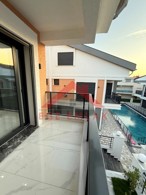 Didim Mersindere’de Denize Yürüme Mesafesinde Satılık Villa