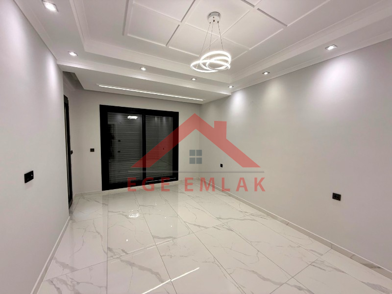 Didim Mersindere’de Denize Yürüme Mesafesinde Satılık Villa