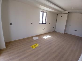 GÜVENAY - ÇORUM KALE MAHELLESİ  LOZAN EVLER CİVARI SATILIK LÜKS 3+1 DAİRE