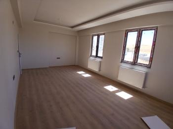 GÜVENAY - ÇORUM KALE MAHELLESİ  LOZAN EVLER CİVARI SATILIK LÜKS 3+1 DAİRE