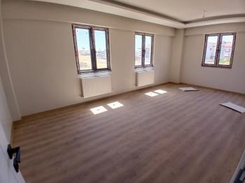 GÜVENAY - ÇORUM KALE MAHELLESİ  LOZAN EVLER CİVARI SATILIK LÜKS 3+1 DAİRE