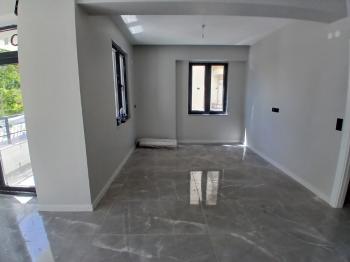 GÜVENAY - ÇORUM EŞREF HOCA CAD. ÜZERİ 2+1 LÜKS SATILIK DAİRE