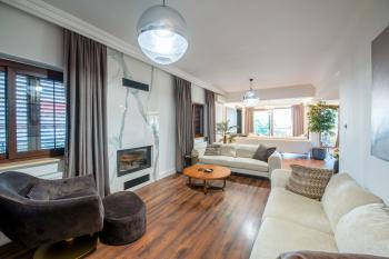 KKTC GİRNE BELLAPAİS BÖLGESİNDE SATILIK LÜKS 4+2 VİLLA