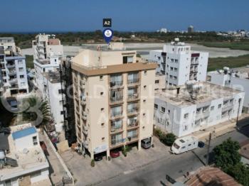 Gazimağusa, Kuzey Kıbrıs'ta Satılık 2 Adet Yurt izinli Komple Apartman