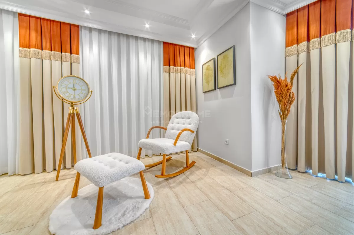 Geräumiges Luxus-Duplex in Oba