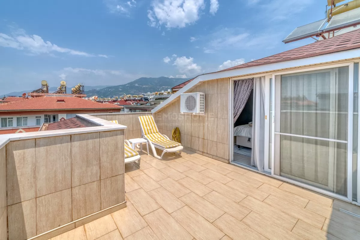 Geräumiges Luxus-Duplex in Oba