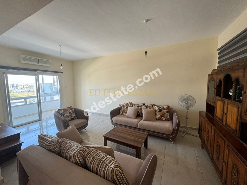 Lefkoşa Ortaköy\\\\\\\\\\\\\\\'de Ana Cadde Üzerinde Satılık 3+1 Daire