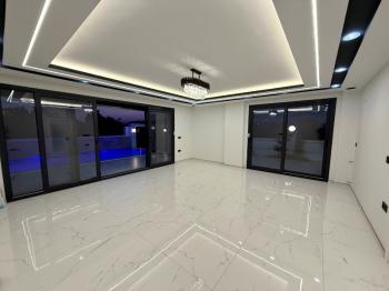 Didim Sağturda Satılık 3+1 Ayrı Mutfaklı Villa