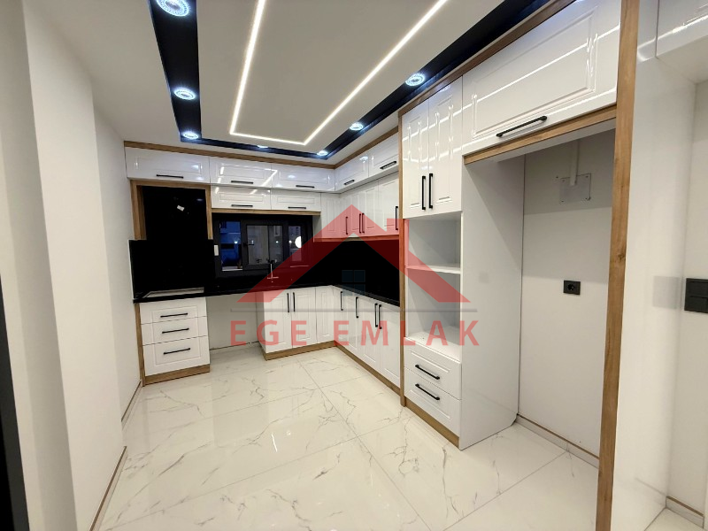 Didim Sağturda Satılık 3+1 Ayrı Mutfaklı Villa