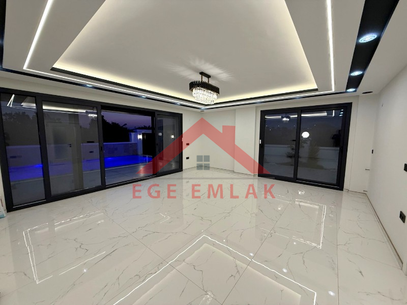 Didim Sağturda Satılık 3+1 Ayrı Mutfaklı Villa