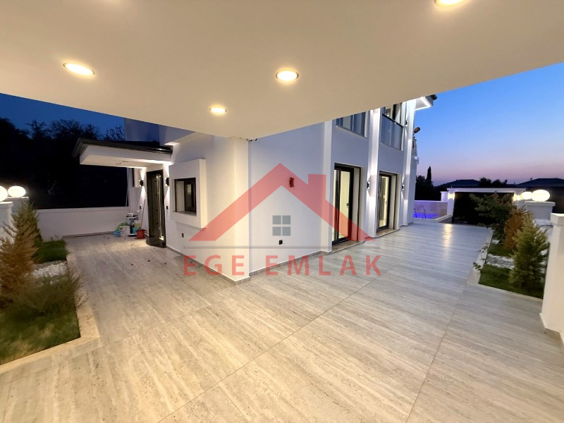 Didim Sağturda Satılık 3+1 Ayrı Mutfaklı Villa