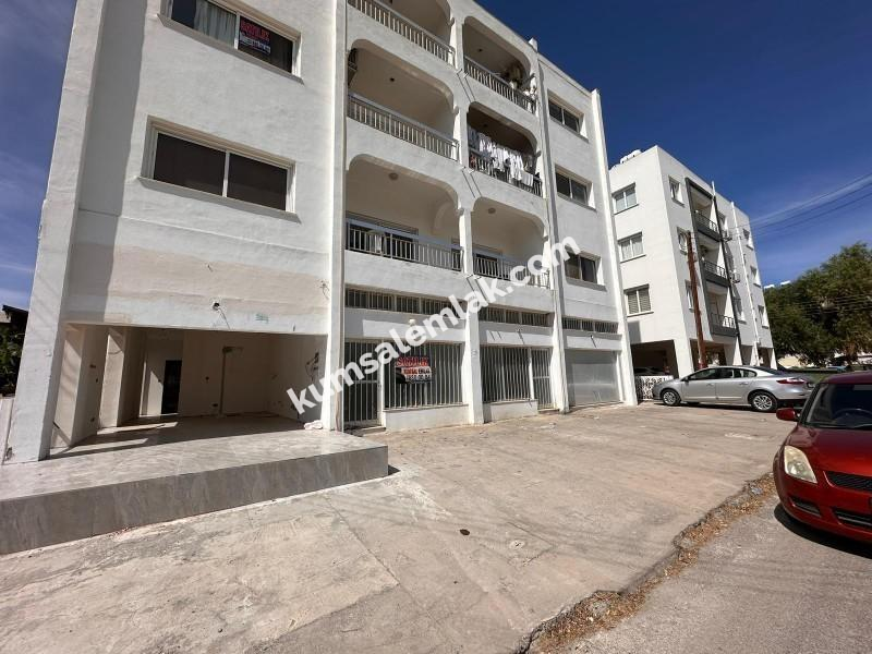LEFKOŞA YENİKENT'TE  TÜRK MALI TİCARİ İZİNLİ SATILIK İŞ YERLERİ