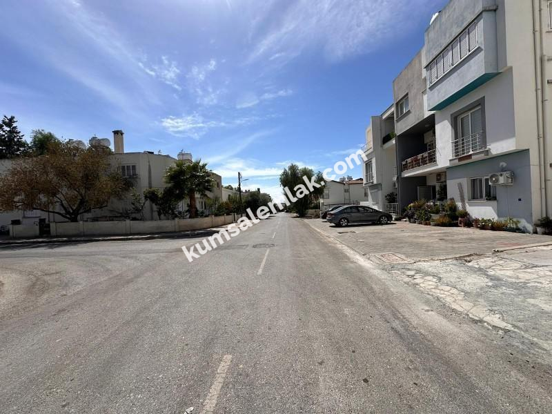LEFKOŞA YENİKENT'TE  TÜRK MALI TİCARİ İZİNLİ SATILIK İŞ YERLERİ