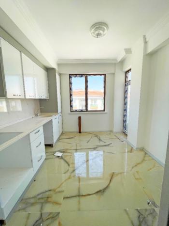 AFYON ÜÇOK EMLAKTAN MAREŞAL DE KİRALIK SIFIR 2+1 LÜX DAİRE