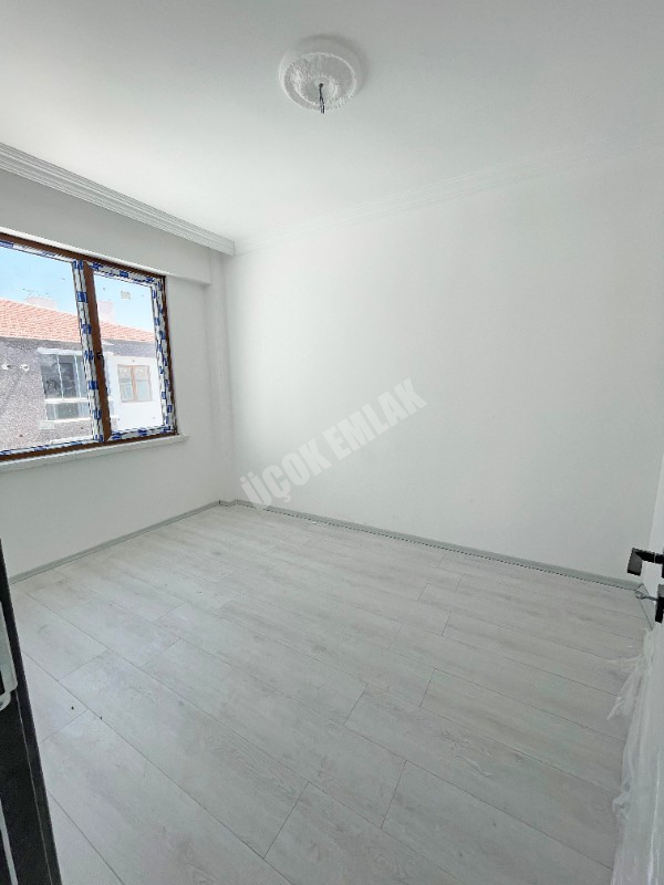 AFYON ÜÇOK EMLAKTAN MAREŞAL DE KİRALIK SIFIR 2+1 LÜX DAİRE