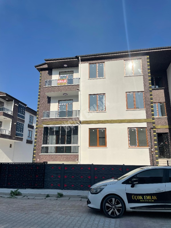 AFYON ÜÇOK EMLAKTAN MAREŞAL DE KİRALIK SIFIR 2+1 LÜX DAİRE