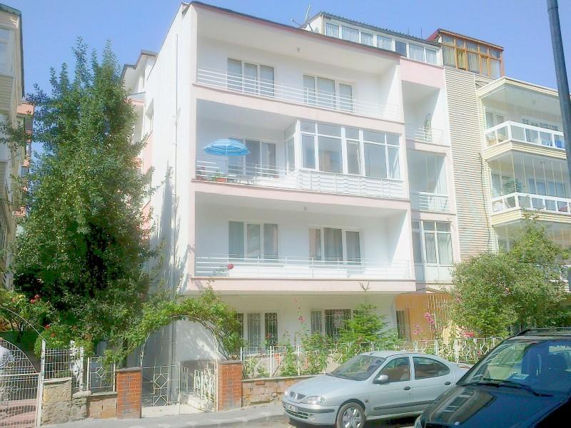 KÜÇÜKESAT BARDACIK SOKAKTA 3+1 KOMBİLİ GİRİŞ ÖN