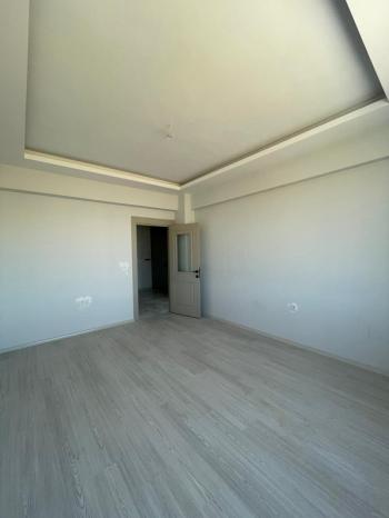 AFYON ÜÇOK EMLAKTAN ERKMEN DE KİRALIK 4+1 LÜX SIFIR DAİRE