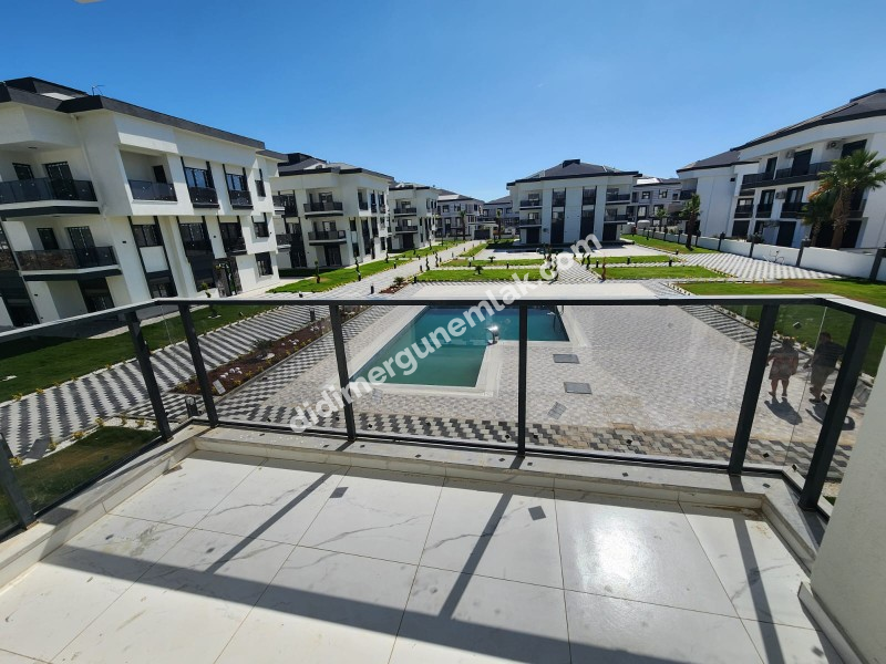 CUMHURİYET MAHALLESİ'NDE TATİL KÖYÜ KONFORUNDA SIFIR 2+1 SATILIK DAİRE