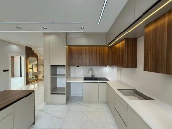 Didim'de 500 Metre Kare Arsa İçerisinde Satılık 4+1 Villa