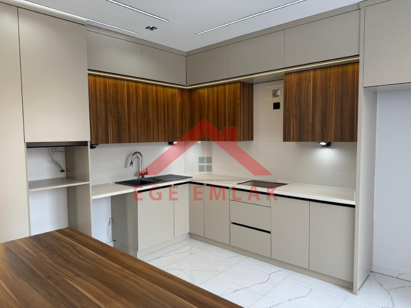 Didim'de 500 Metre Kare Arsa İçerisinde Satılık 4+1 Villa