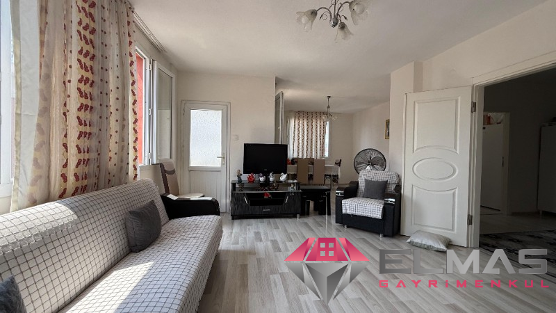 Elmas'tan Akdeniz Mah. Geniş Metraj Bağımsız Mutfak 2+1