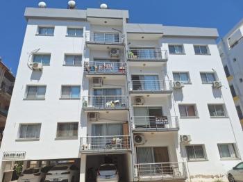   Mağusa Kaliland Bölgesinde  HEM SATILIK/ HEM KİRALIK 2+1 DAİRE 
