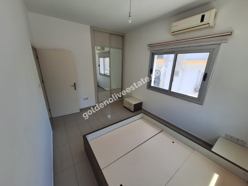   Mağusa Kaliland Bölgesinde  HEM SATILIK/ HEM KİRALIK 2+1 DAİRE 