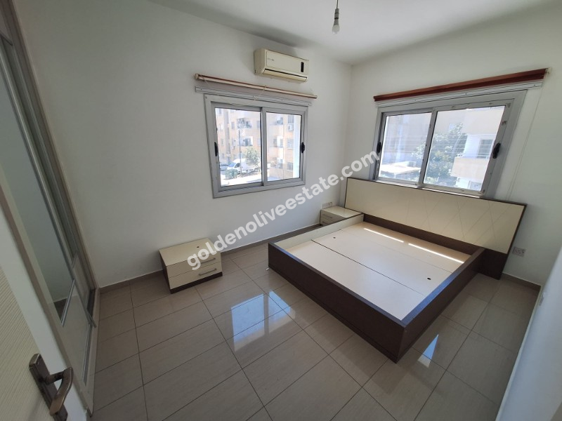   Mağusa Kaliland Bölgesinde  HEM SATILIK/ HEM KİRALIK 2+1 DAİRE 