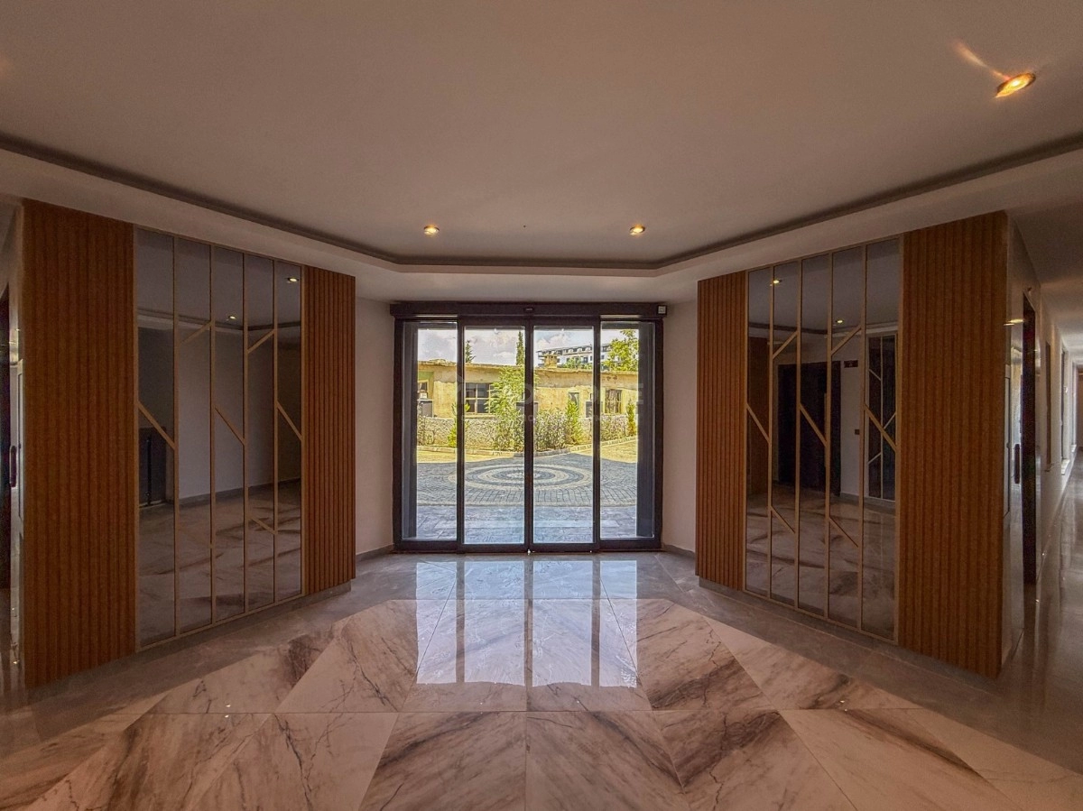 Moderne liv i Gazipaşa Sunlight