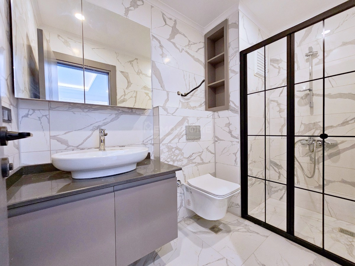 Moderne liv i Gazipaşa Sunlight