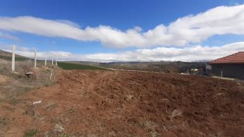 GÜVENAY - ÇORUM YENİ OSMANCIK YOLU YANI 600 m² SATILIK HOBİ BAHÇESİ