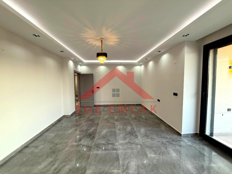 Didim'de Satılık 4+1 Tam Müstakil Villa