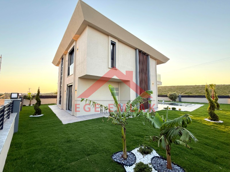 Didim'de Satılık 4+1 Tam Müstakil Villa