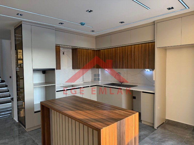 Didim'de Satılık 4+1 Tam Müstakil Villa