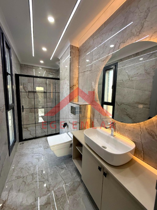 Didim'de Satılık 4+1 Tam Müstakil Villa