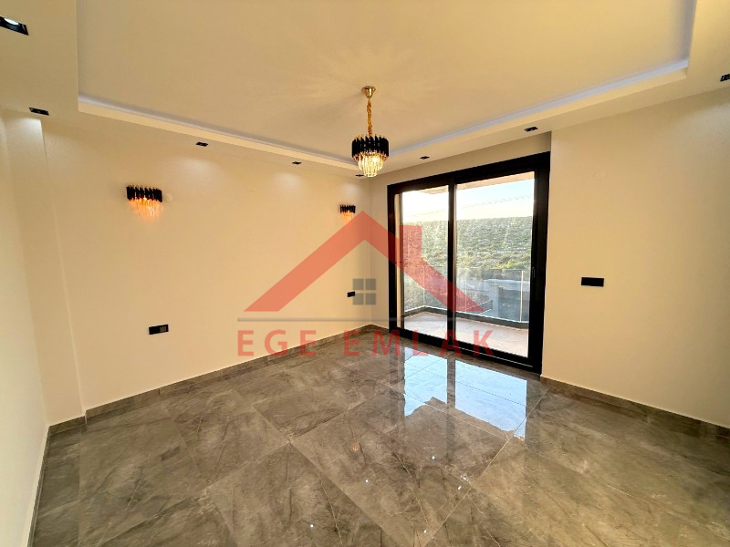 Didim'de Satılık 4+1 Tam Müstakil Villa